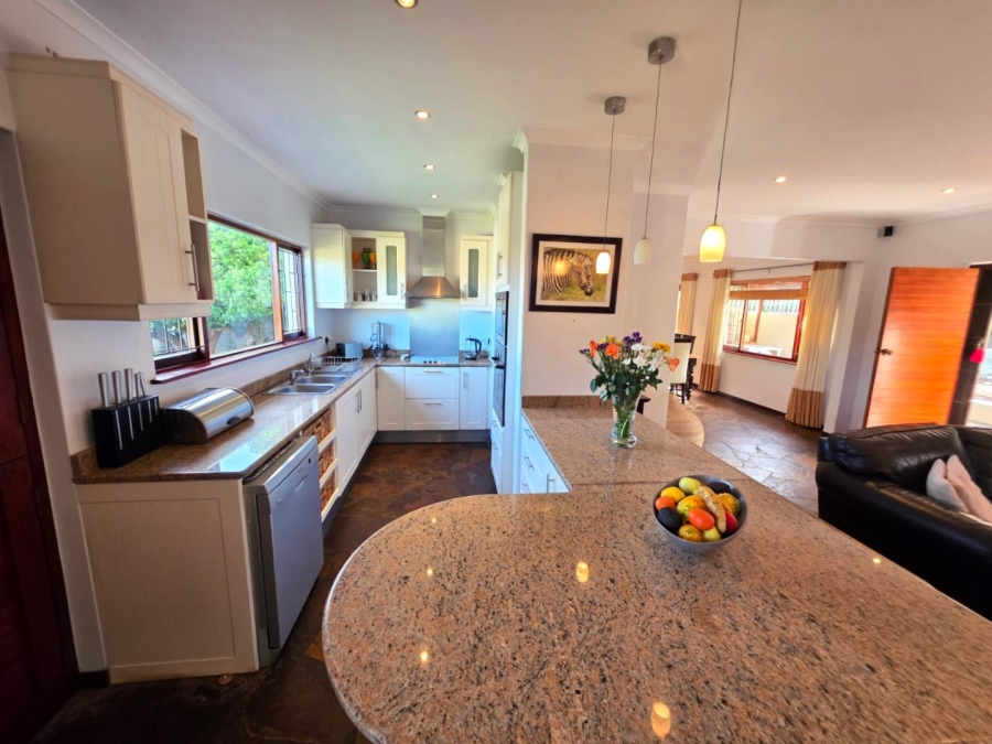 4 Bedroom Property for Sale in Wilderness Central Western Cape